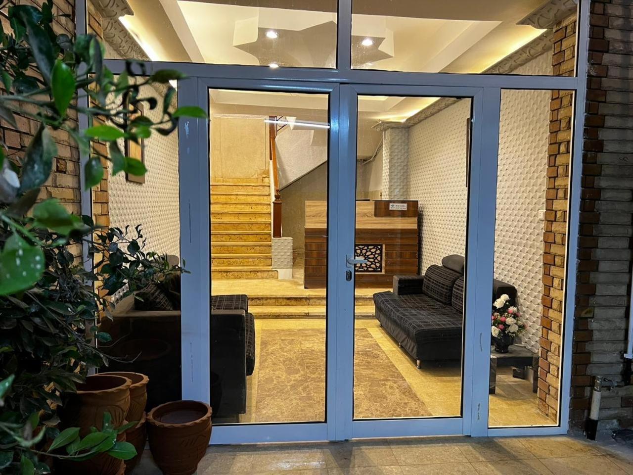The Pyramids Gate Inn Kafret el-Gabal Exterior foto